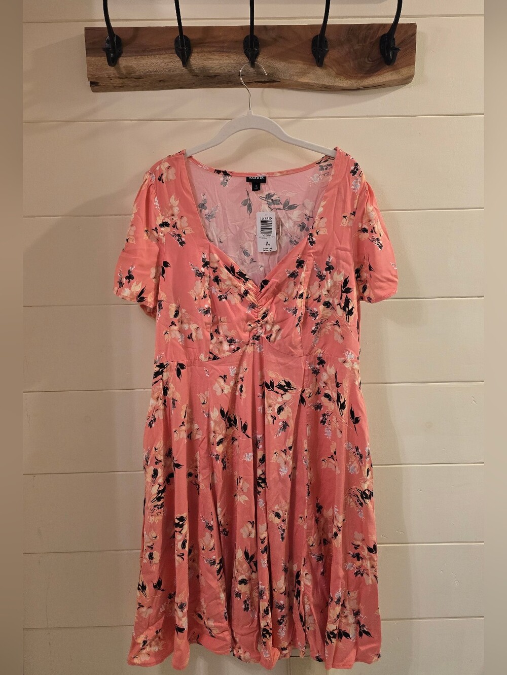 NWT Torrid Coral Pink Floral Midi Dress 2